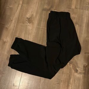 Grand Athletic Club - Men’s Black Large Lightweight Running Pants.  Zip pocket.